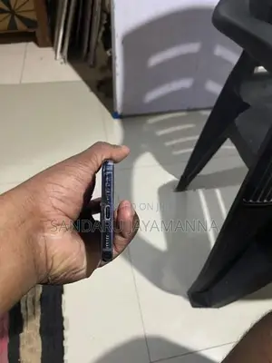 Samsung Galaxy S21 (Used)