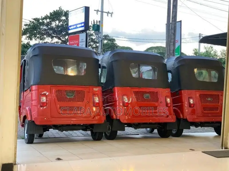 Bajaj RE 2026