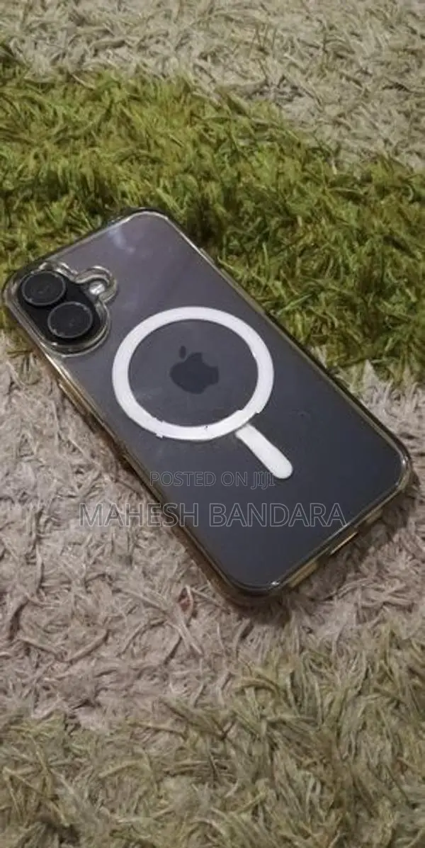 Apple iPhone 16 (Used)