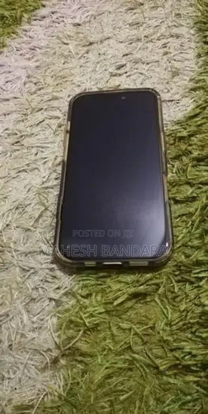 Apple iPhone 16 (Used)