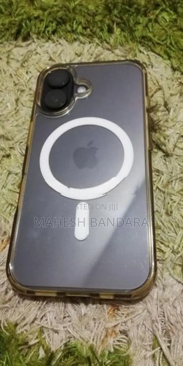 Apple iPhone 16 (Used)