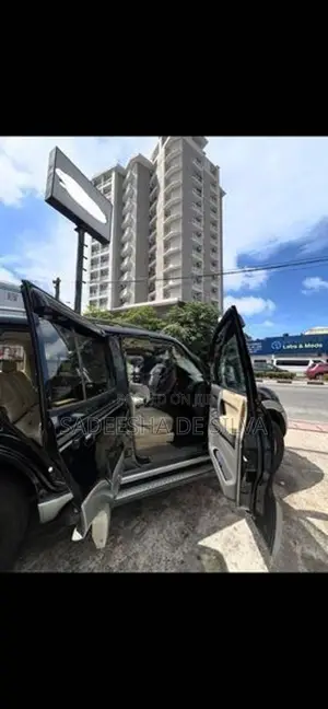 Mitsubishi Montero 2002