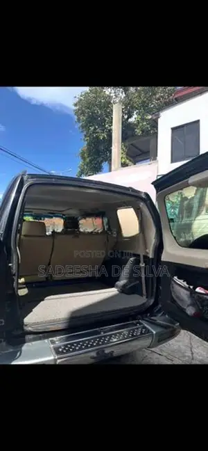 Mitsubishi Montero 2002
