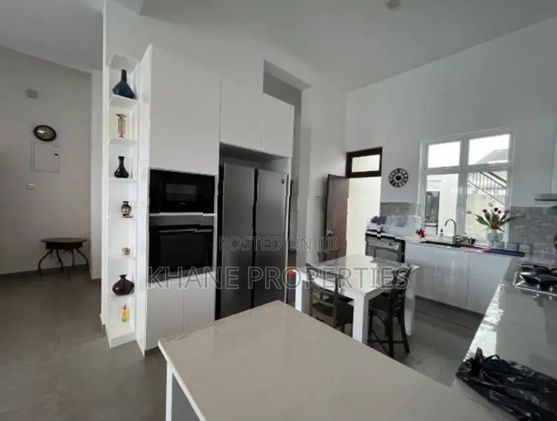 House for sale in Moratuwa