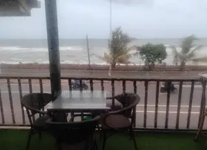 Marine Drive Facing 14.55 Perch Land With Restaurant In Colombo 3