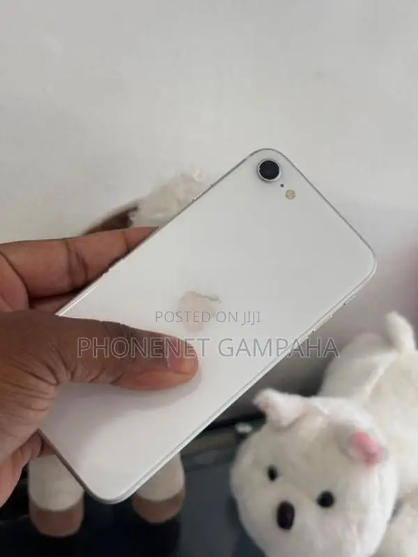 Apple iPhone SE 2 se2 (Used)