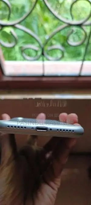 Apple iPhone 8 (Used)