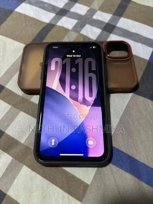 Apple iPhone 11 (Used)