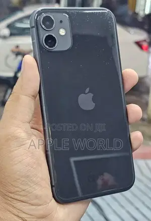 Apple iPhone 11 64GB (Used)
