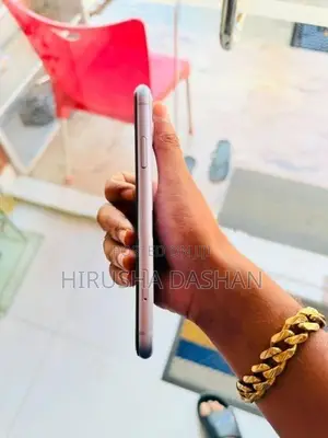 Apple iPhone 11 (Used)
