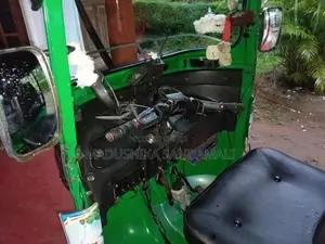 Bajaj RE 2014