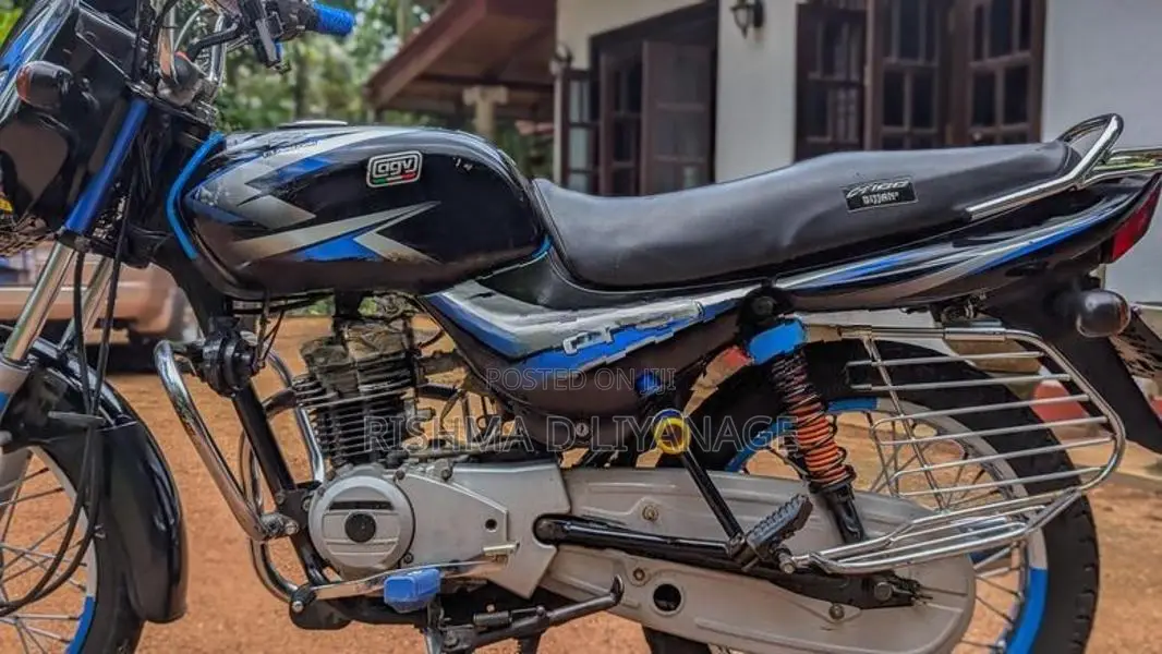 Bajaj CT100 2017