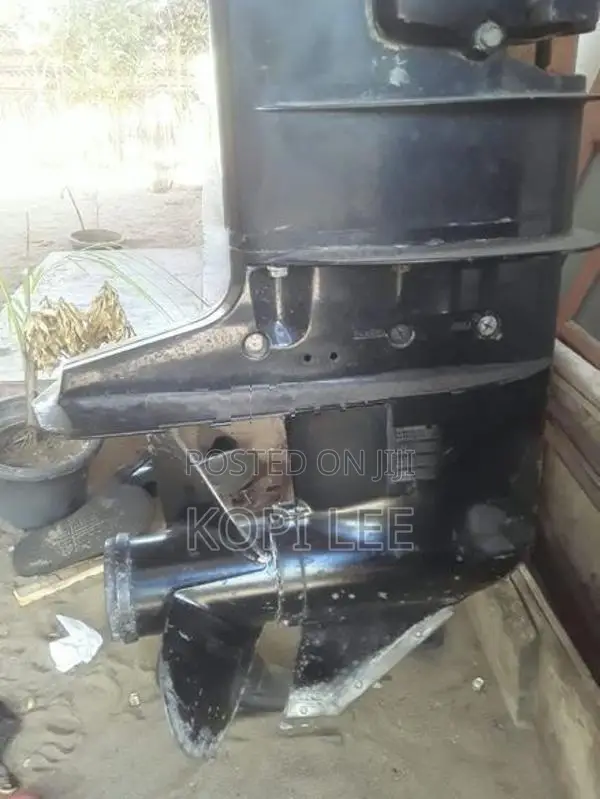 Suzuki Outboard Boat Engine 2018
