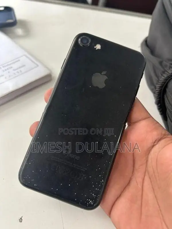 Apple iPhone 7 128GB (Used)