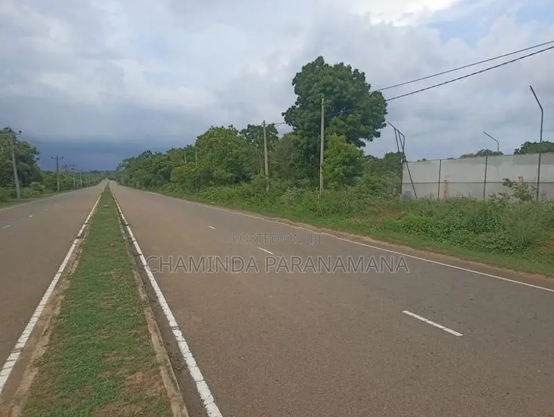 Commercial Land for Sale Hambantota