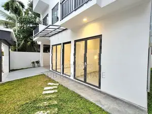 Newly Build Luxury Three Story House For Sale In Piliyandala