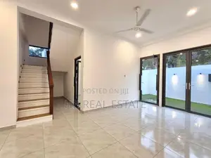 Newly Build Luxury Three Story House For Sale In Piliyandala