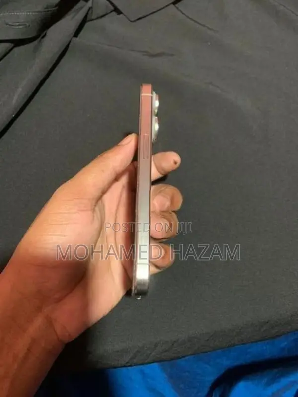 Apple iPhone 15 Pro Titanium (Used)
