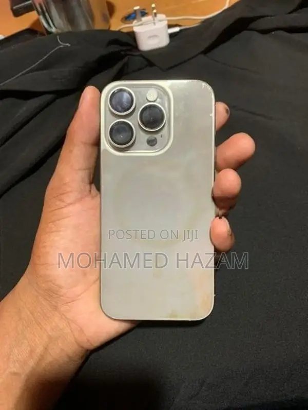Apple iPhone 15 Pro Titanium (Used)
