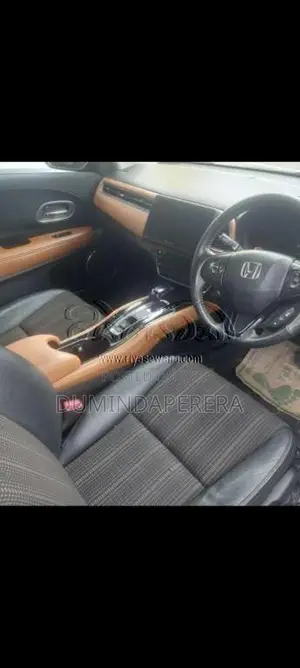 Honda Vezel 2014 SUV (Used)