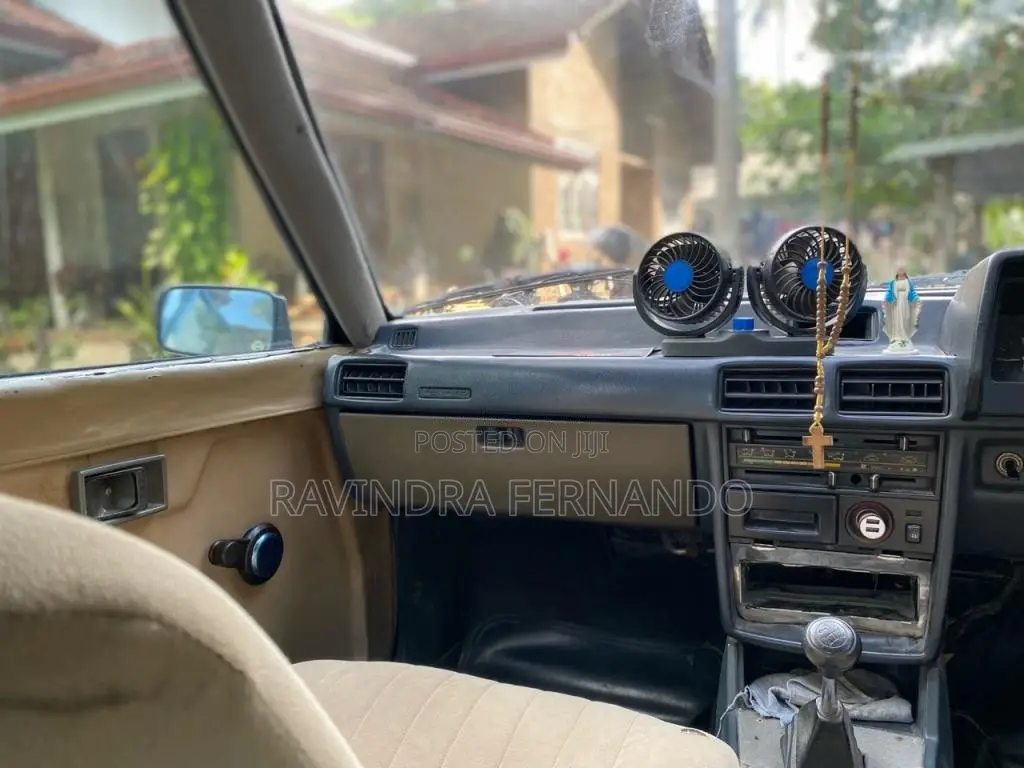 Mitsubishi Lancer Box 1982 Car (Used)