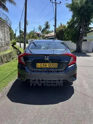 Honda Civic 2017 Car (Used)