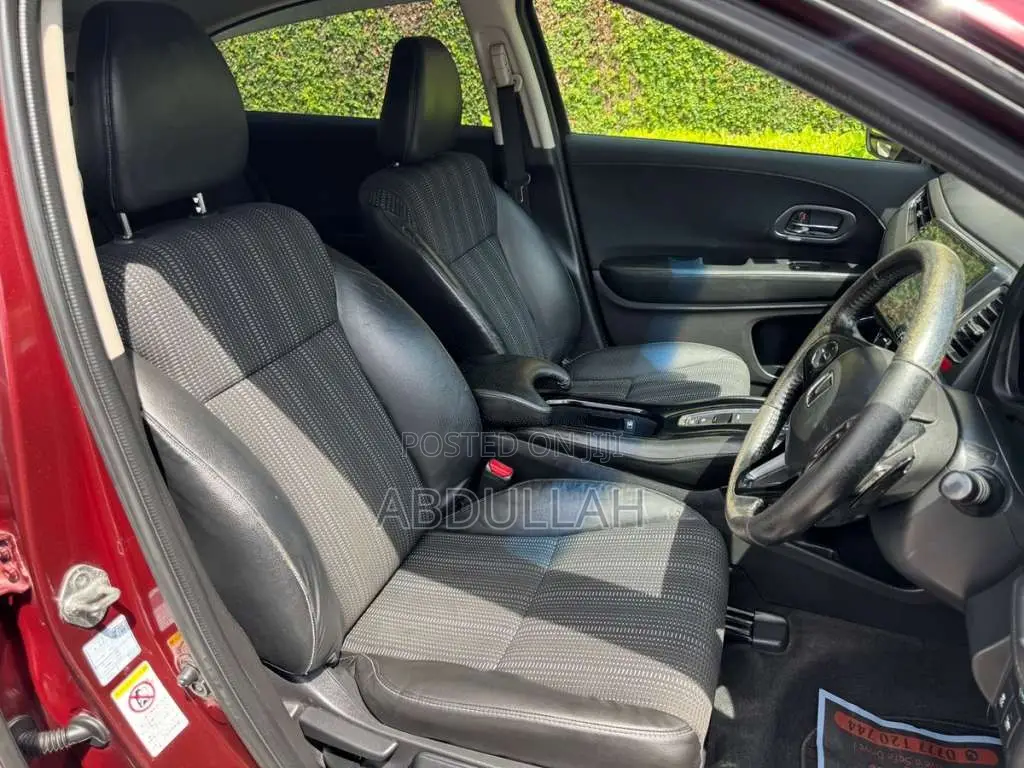 Honda Vezel Z Grade 2014 SUV (Used)