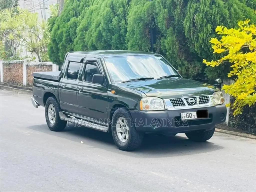 Nissan D22 2002 Pickup (Used)