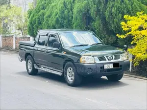 Nissan D22 2002 Pickup (Used)