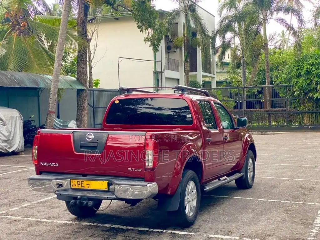 Nissan Navara 2006 Pickup (Used)