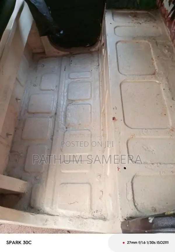 Bajaj 2 Stroke 1995 Three Wheel (Used)