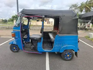 Bajaj 4 Stroke 2013 Three Wheel (Used)