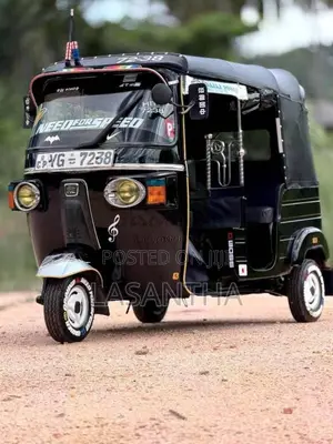 Bajaj RE 205 2011 Three Wheel Unregistered (Recondition)