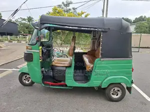 Bajaj 4 Stroke 2016 Three Wheel (Used)