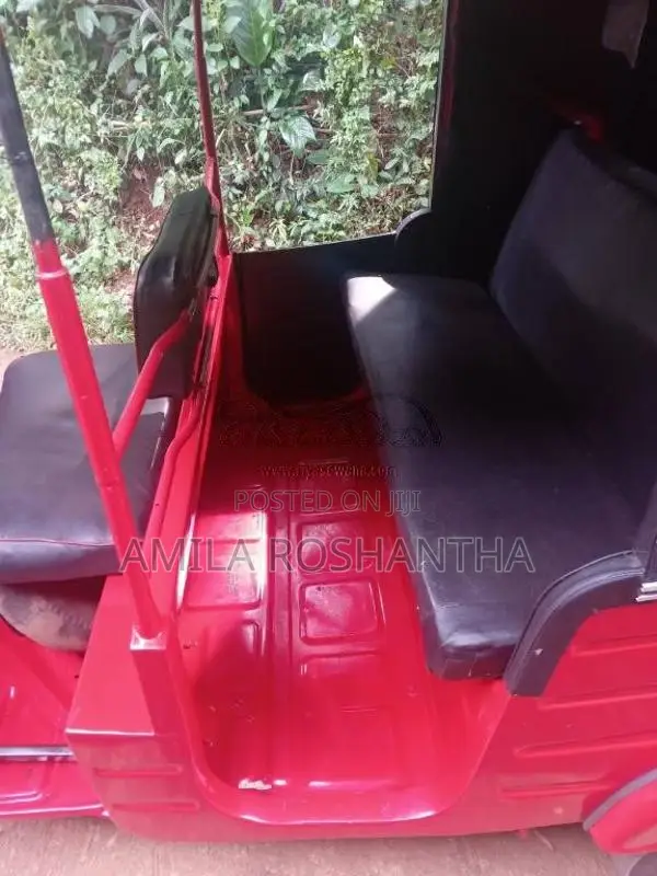 Bajaj 4 stroke 2007 Three Wheel (Used)