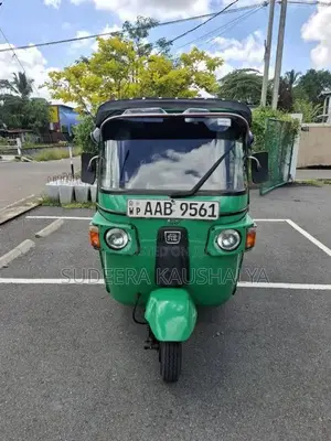 Bajaj 4 Stroke 2013 Three Wheel (Used)