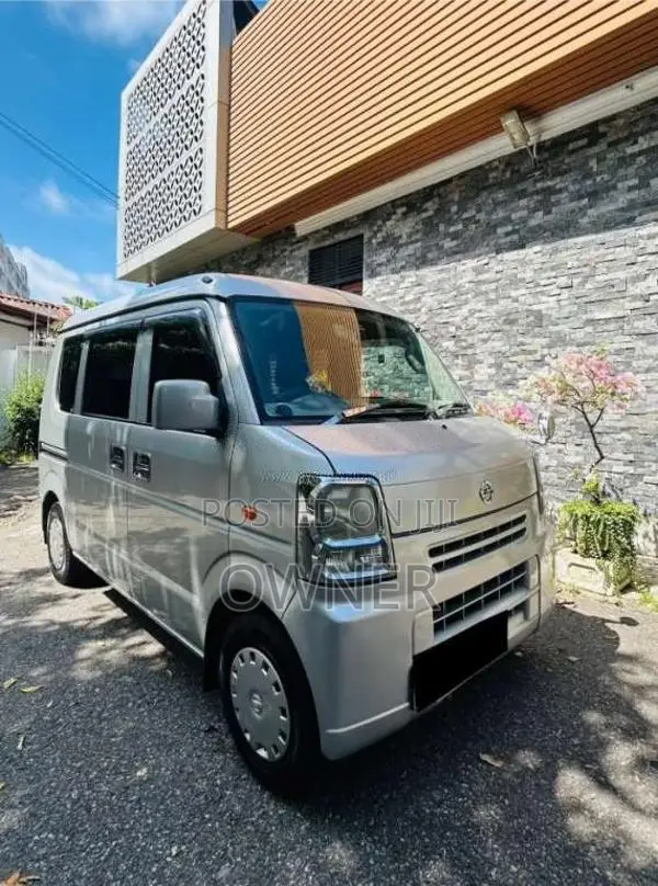 Nissan Clipper Semi Join 2014 Van (Used)