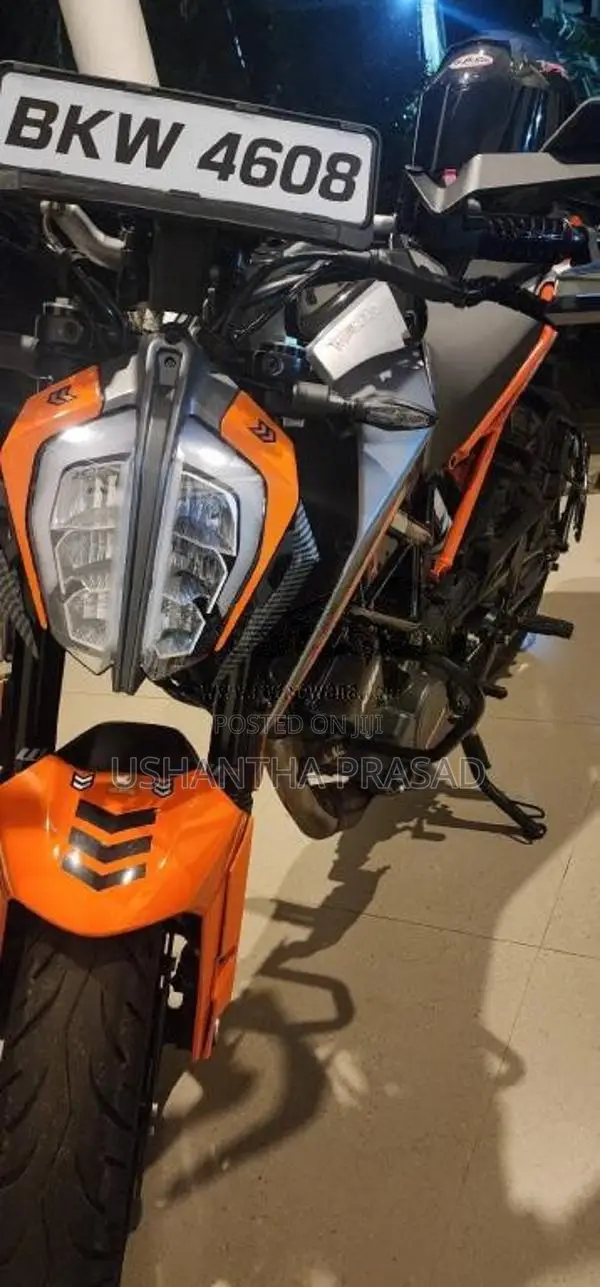 Bajaj Duke 160 2025 Motorbike (Used)