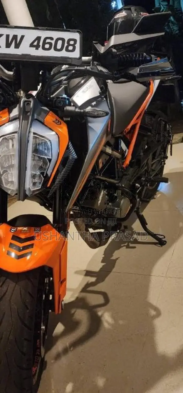Bajaj Duke 160 2025 Motorbike (Used)