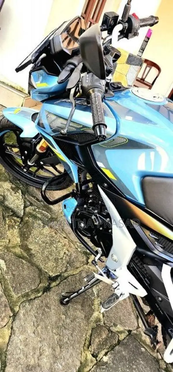 Bajaj N160 2025 Motorbike (Used)