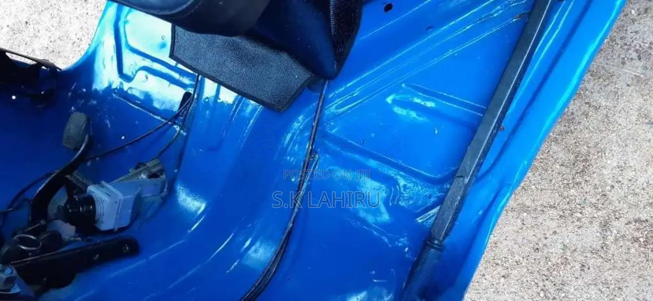 Bajaj 4 Stroke 2011 Three Wheel (Used)