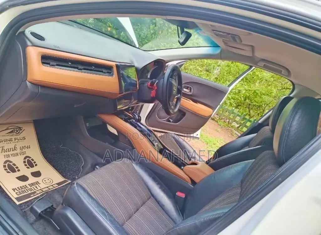 Honda Vezel Orange 2015 SUV (Used)