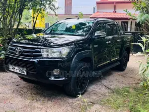 Toyota Hilux 2016 Pickup (Used)