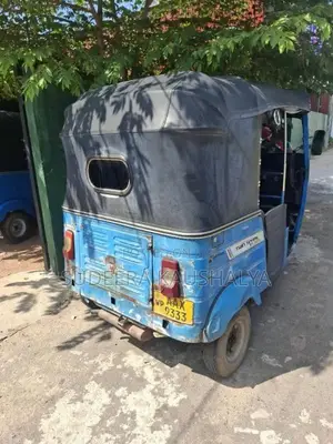 Bajaj 4 Stroke 2015 Three Wheel (Used)
