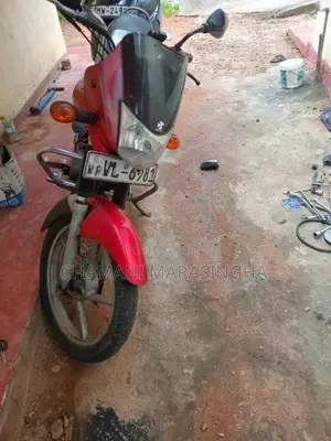 Bajaj Platina 2010 Motorbike (Used)