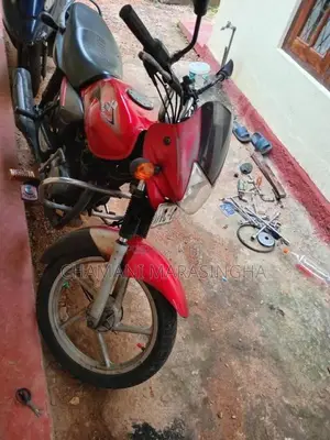 Bajaj Platina 2010 Motorbike (Used)