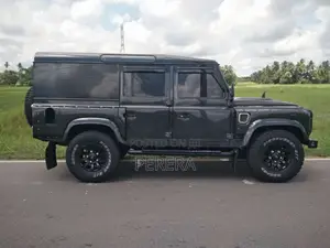 Land-Rover Defender 110 Khan TD5 2005 SUV (Used)