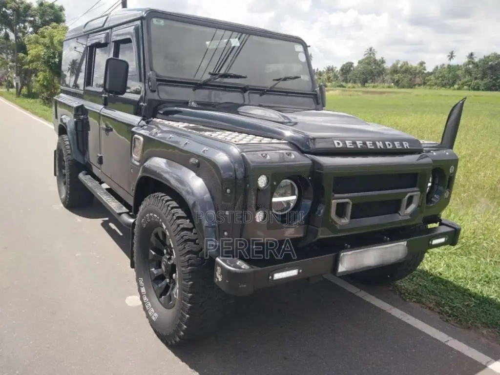 Land-Rover Defender 110 Khan TD5 2005 SUV (Used)