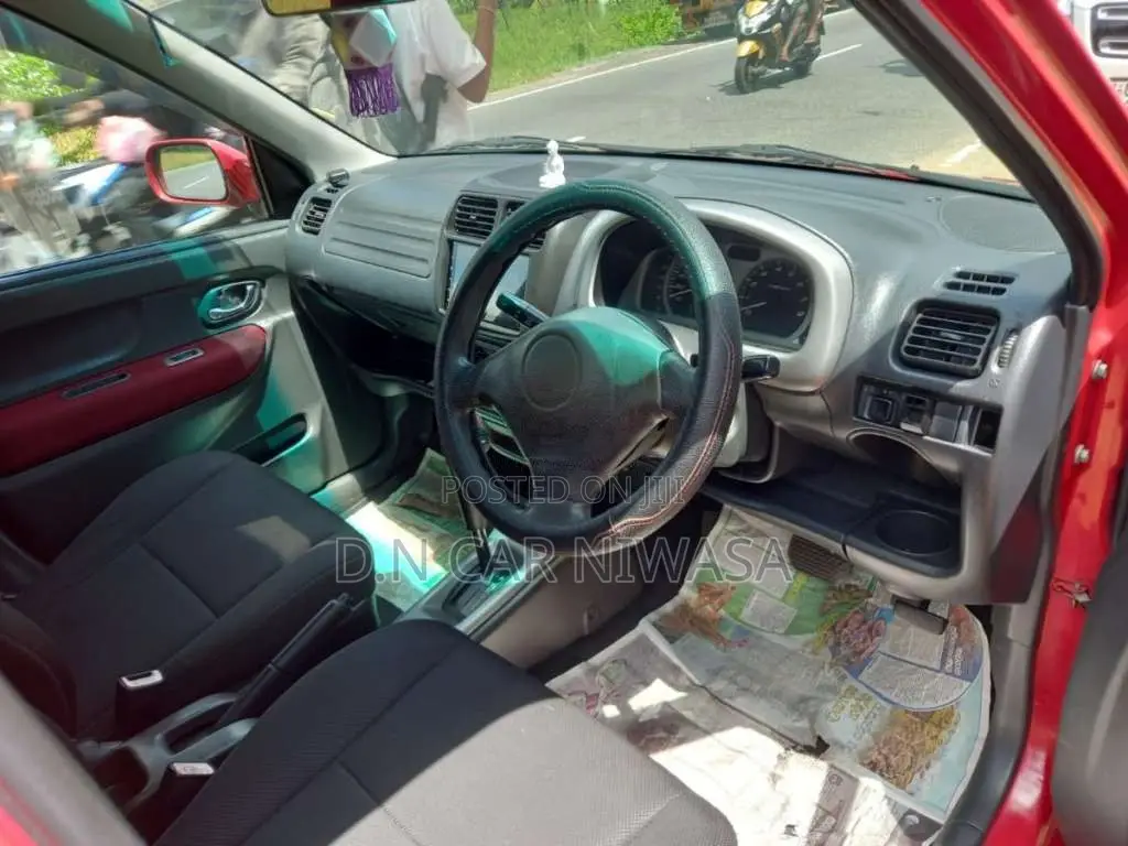 Chevrolet Cruze 2004 Car (Used)
