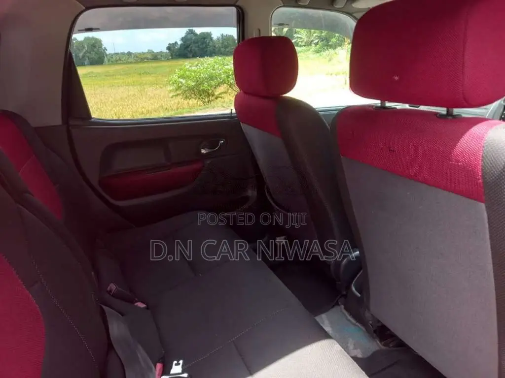 Chevrolet Cruze 2004 Car (Used)